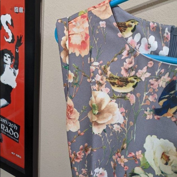 Floral and Bird Dress - Picture 2 of 10
